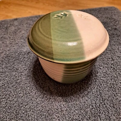 Французский масляный колокол студия художественная керамика блюдо керамика с автографом художника - Изображение 1 из 4