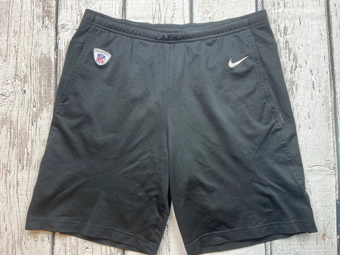 Nike On Field Training Shorts Men's Size Medium Dri-Fit Raiders Colors NFL Cover