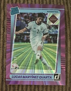 Copa Mundial Lucas Martinez Quarta Donruss 2021/99 holograma púrpura con clasificación láser novato - Imagen 1 de 2