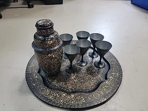 Cognac Set India 630 Decanter Tray Goblets 9 pcs Metal Engraved Bidri technique - Picture 1 of 13