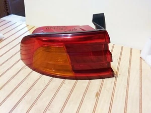 KIA OPTIMA TAIL LIGHT DRIVER SIDE BULBS AND WIRING OEM 2001-2002 - Picture 1 of 12