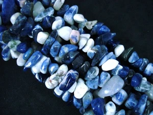 Sodalite Drilled Chips 80cm Strand DIY Jewellery Necklaces Bracelets Earrings - Picture 1 of 3