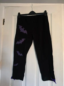 Kreepsville 666 Bat Print Capri Leggings XL (UK 16) Goth Horror Psychobilly Bows - Picture 1 of 5