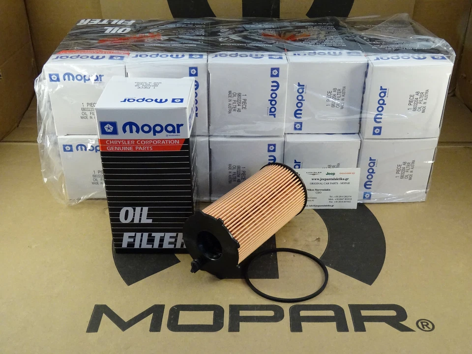 Filtro de aceite de motor Jeep Wrangler JK 07-18 2.8TD 68032204AB nuevo genuino Mopar X10 Foto 1 de 4