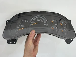 03-06 CLUSTER VELOCÍMETRO CHEVROLET GMC #15135668 TAHOE YUKON SUBURBAN 161K - Imagen 1 de 7