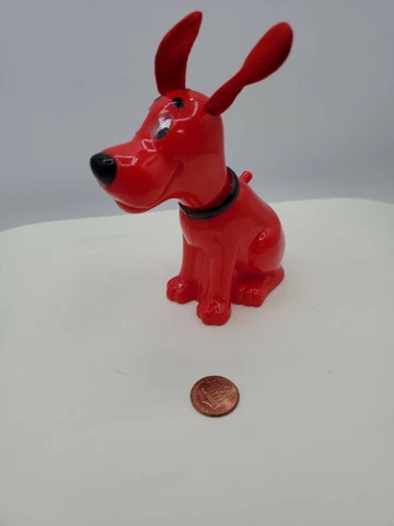 2003 Clifford The Big Red Dog Scholastic "Head Shaking" 4" Cover