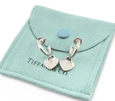 Pendientes de aro Tiffany & Co. Return to Tiffany mini diamantes de plata de ley Foto 1 de 4