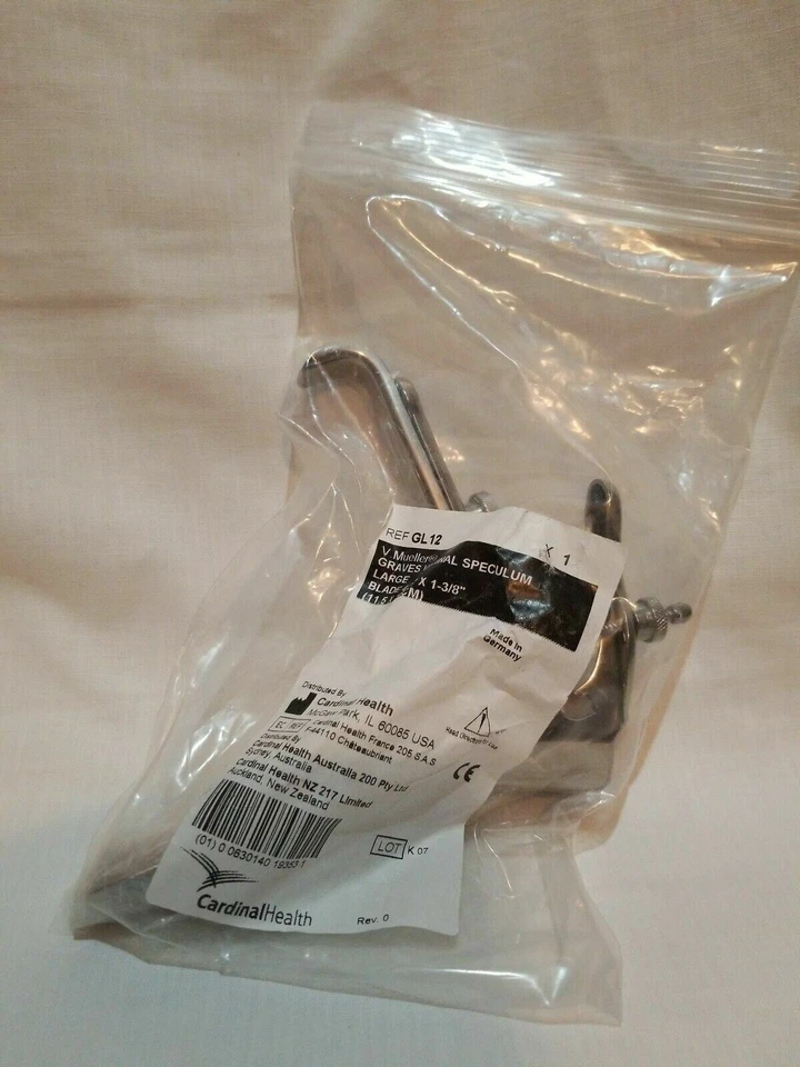V. Mueller GL12 Graves Vaginal Speculum Large Blade Mj3