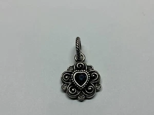 🌸 Dije Piedra Natal Corazón Flor Azul Plata Brighton Retirado 🌸 - Imagen 1 de 4