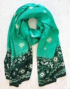 BATIK PRINT Emerald Silk Wrap Sarong Cover Up Dress One Size NEW - Picture 1 of 3
