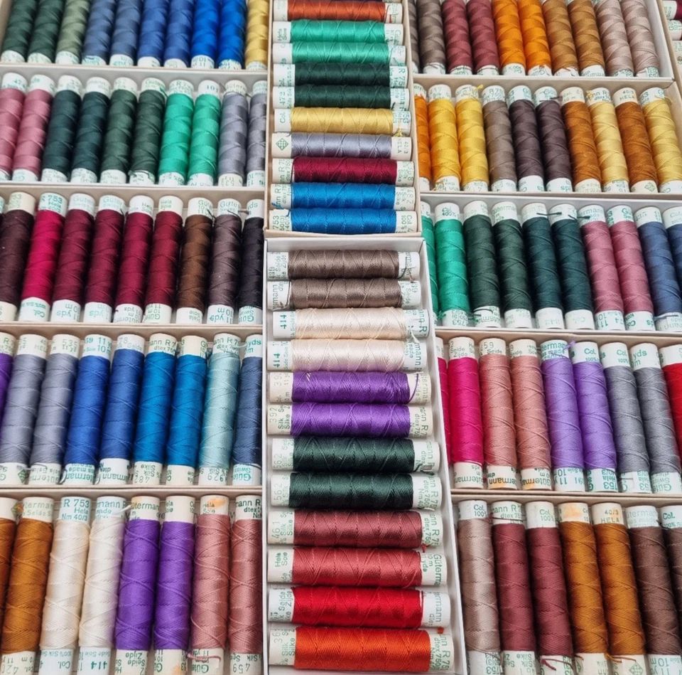 12 Rollen Gütermann R753 Knopflochseide Silk Buttonhole Thread Hilo de Seda A1 - Bild 1 von 1