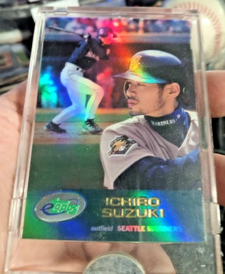 2001 Topps ETopps  #100 Ichiro Suzuki Rookie Refractor Mint Seattle Mariners - Image 1 of 3