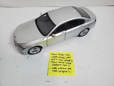 DAMAGED - 1/18 KYOSHO BMW 7 Series Silver - READ - Image 1 of 4