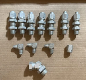 Menge AEROQUIP Hydraulische Ellenbogenbeschläge Rohr JIC leicht gebraucht - Bild 1 von 9