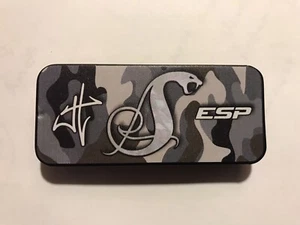 Metallica ESP Camo Pick Tin with 5 Camo Picks. Free Shipping - Picture 1 of 4