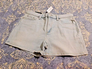 BANANA REPUBLIC, NWT, Size 28/6, Classic Denim Short 5 pockets - Picture 1 of 7