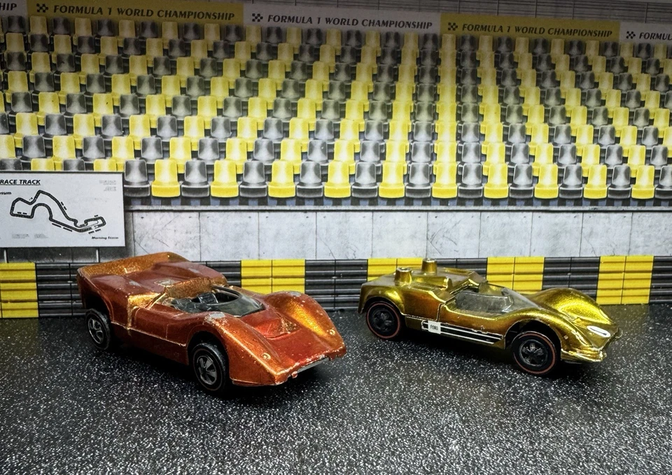 Hot Wheels Redline Lot Of 2 Grand Prix  1969 Racers Chapparral 2G & McLaren M6A - Image 1 of 4
