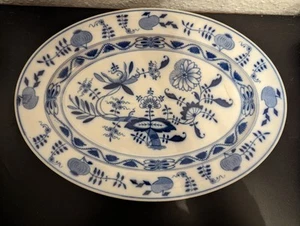 Porzellan Servierplatte Mit Blau-weißem Zwiebelmuster Von Villeroy Und Boch - Bild 1 von 3
