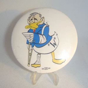 2005 Anti BUSH Presidential Campaign 3" Pinback Button LAME DUCK "W" - Picture 1 of 4