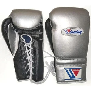 Winning Boxing Gloves 12oz MS-400 Lace up Silver x Black New genuine JAPAN - Picture 1 of 1