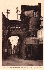 CPA 86 la ROCHE POSAY LES BAINS - La Porte de Ville - Imagen 1 de 2