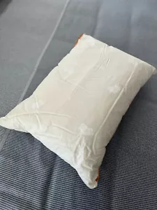 100% Natural Sheep Wool Pillow 50 X 70 Cm - Picture 1 of 3