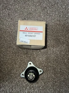 Mitsubishi Pajero / Shogun Mk3 2.5D Upper Ball Joint 1999-2006 4010A015T NOS GEN - Picture 1 of 7