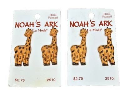 Noahs Ark Giraffe Buttons Set of 4 By La Mode Hand Painted Model 2510 NOS - Image 1 of 2
