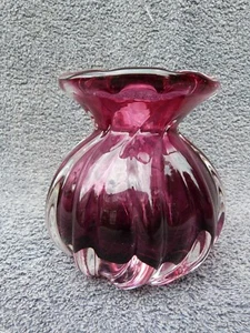 MID CENTURY CRANBERRY GLASS VASE HEAVY VINTAGE POSY VASE - Picture 1 of 10