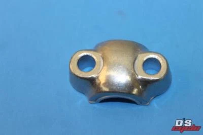 NOS YAMAHA DT1E DT1MX DT2 DT3 DT250 RT1 RT2 RT3 AXLE HOLDER PART# 291-23167-61 - Image 1 of 4