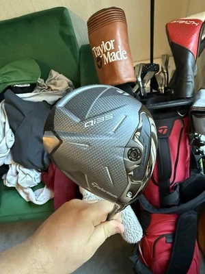 TaylorMade Qi35 Tour Issue Dot/V2 / 8 Degree / Ventus Velocore TR Blue X Stiff - Image 1 of 4