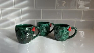 Lefton Holly Berry Green Mug Set of 3 1366 - Picture 1 of 5