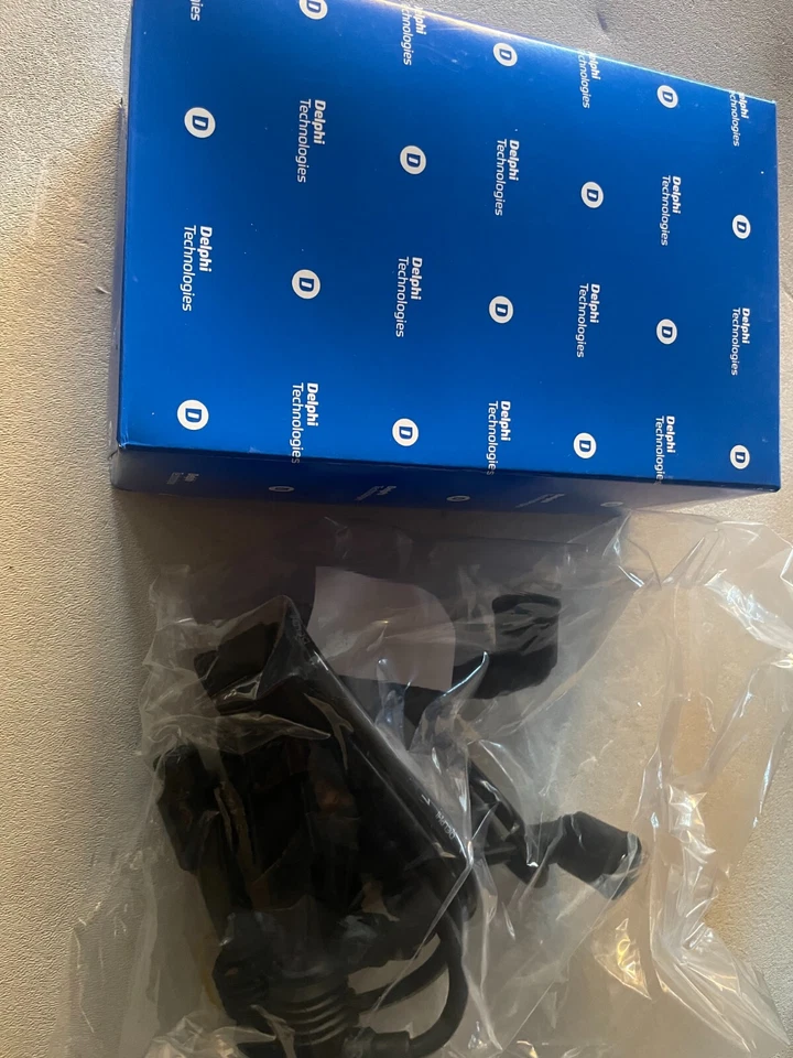 Juego de cables de bujías Delphi OEM para Chevy Optra Suzuki Reno Forenza Nubira Leganz Foto 1 de 1
