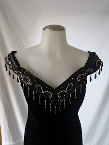 Vintage Jessica McClintock Gunne Sax Velvet Off-Shoulder Gown Black Size 9-10 - Picture 1 of 17