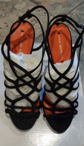 via spiga schwarze glitzer glitzernde ausgefallene Sandaletten - Bild 1 von 8