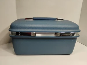Vintage Samsonite Saturn Train Vanity Case BLUE Luggage Carry On W/ Key No Tray - Picture 1 of 15