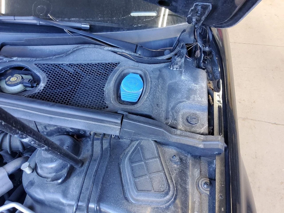 Bottle Wash Reservoir Convertible Fits 10-17 AUDI A5 379996 - Image 1 of 1