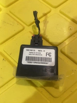 Unidad de módulo receptor cerradura puerta control remoto Buick Century 2001-2005 10319213 Foto 1 de 3