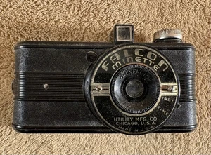Vintage Falcon Miniature Camera Chicago Bakelite Untested In Original Box Papers - Picture 1 of 17