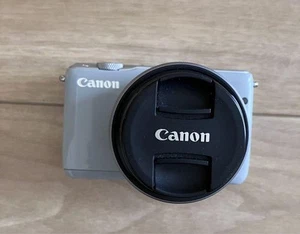 Kit de lentes Canon EOS M10 gris 18,0 MP - Imagen 1 de 6