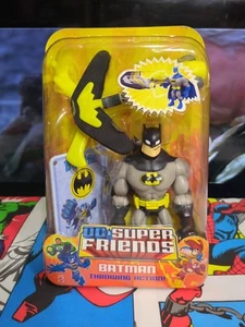 Mattel DC Super Friends Batman Throwing Action 6" Figure New Sealed - Picture 1 of 5