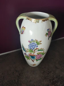 Herend Queen Victoria  Feine Vase mit Henkel , Höhe  ca. 21,5 cm - Bild 1 von 4