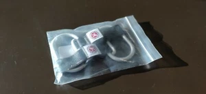 Ganci Passeggino eleganti e resistenti in alluminio satinato - Foto 1 di 2