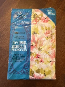 Neu aus altem Lagerbestand Grants Moden für Zuhause 2 Standard Kissenbezüge Blumen Rosen Gänseblümchen - Bild 1 von 4