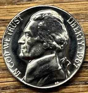 Moneda de níquel Jefferson 1967 5c de conjunto especial de acuñación SMS con envío gratuito - Imagen 1 de 2