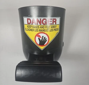 Parte spazzaneve curva di potenza Toro 1800: ASSEMBLAGGIO DEFLETTORE SCIVOLO 114-9038 - Foto 1 di 6