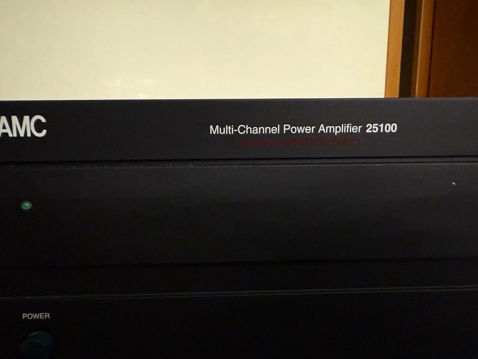 Amc Multi Channel Power Amplifier 25100 - Immagine 1 di 4