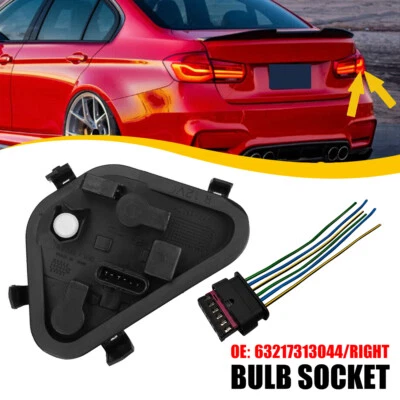 Para BMW 320i xDrive 2013-2015 Luz Trasera Lámpara Panel Trasero Bombilla Derecha Enchufe NUEVO Foto 1 de 4