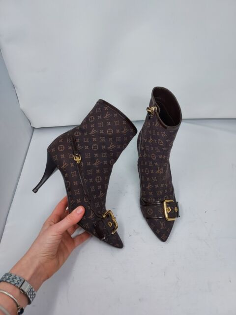 Second hand Louis Vuitton Ankle boots - Joli Closet