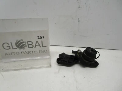 90-02 MERCEDES R129 300SL DIAGNOSTICS CONNECTOR OEM - Image 1 of 4